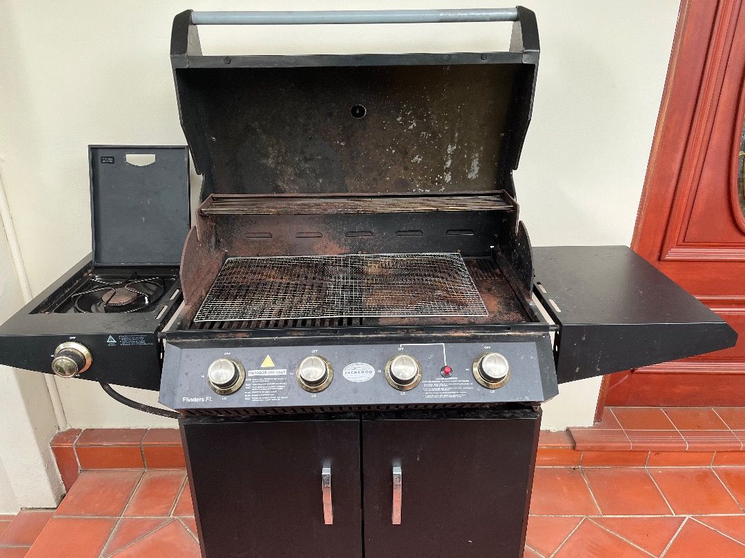 BBQ grill Jackeroo Flinders 4 Burner LPG gas with side burner