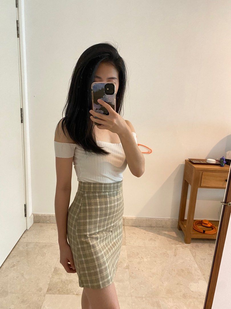 Brown beige plaid skirt shop