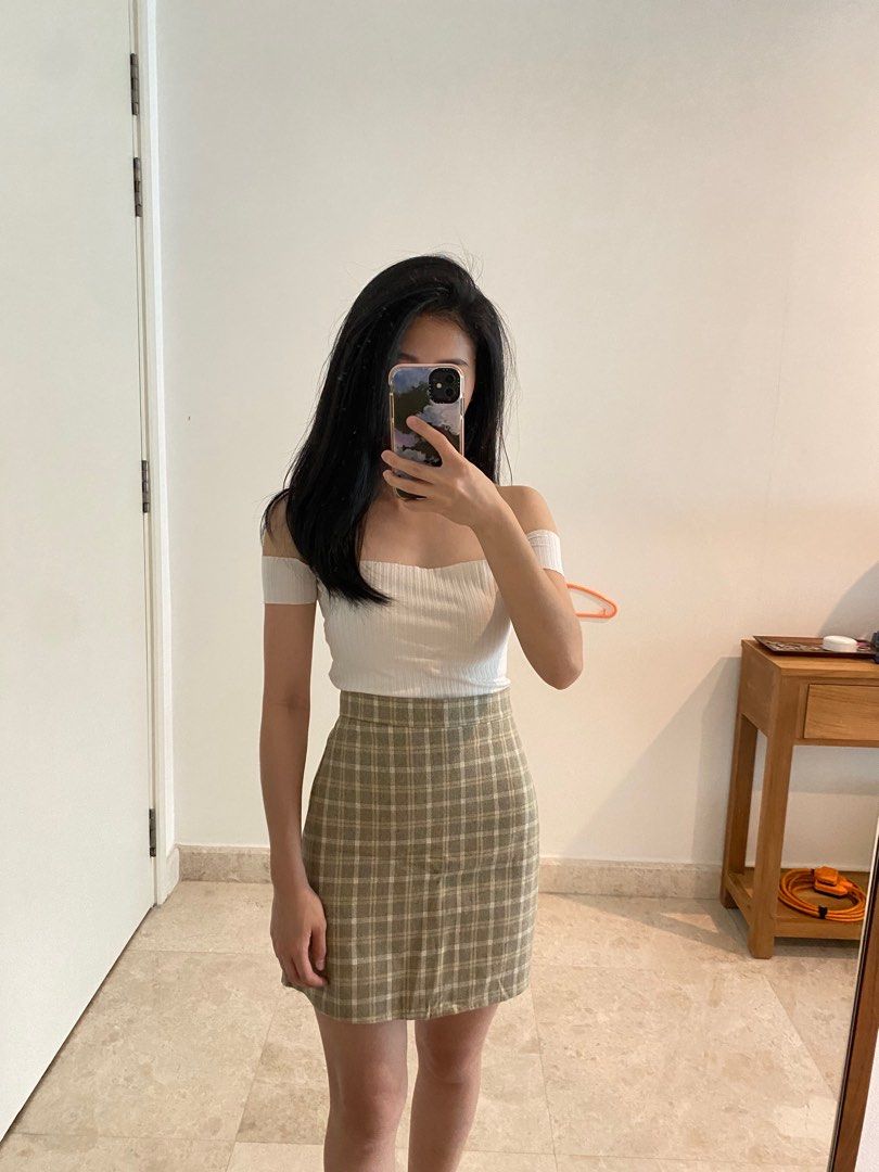 Beige high waisted sales plaid skirt