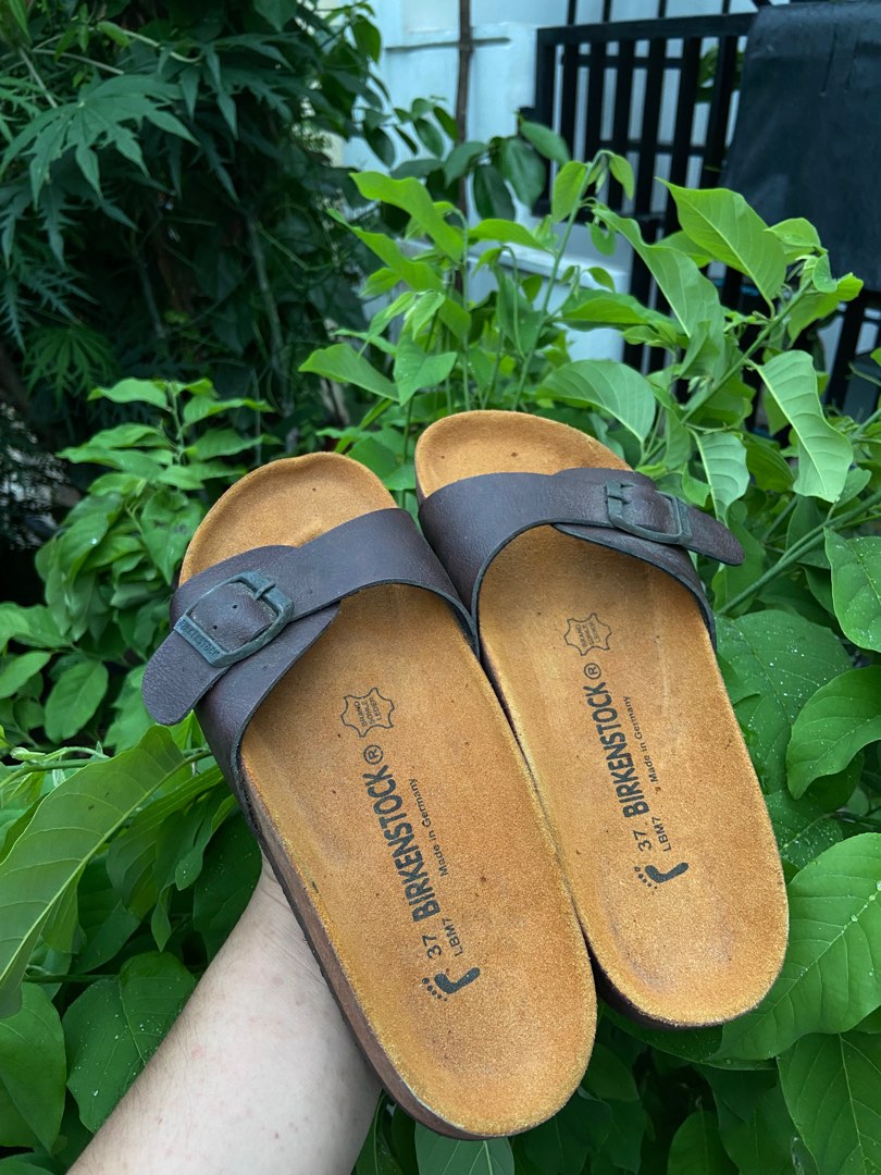 Birkenstock Madrid, Fesyen Wanita, Sepatu di Carousell