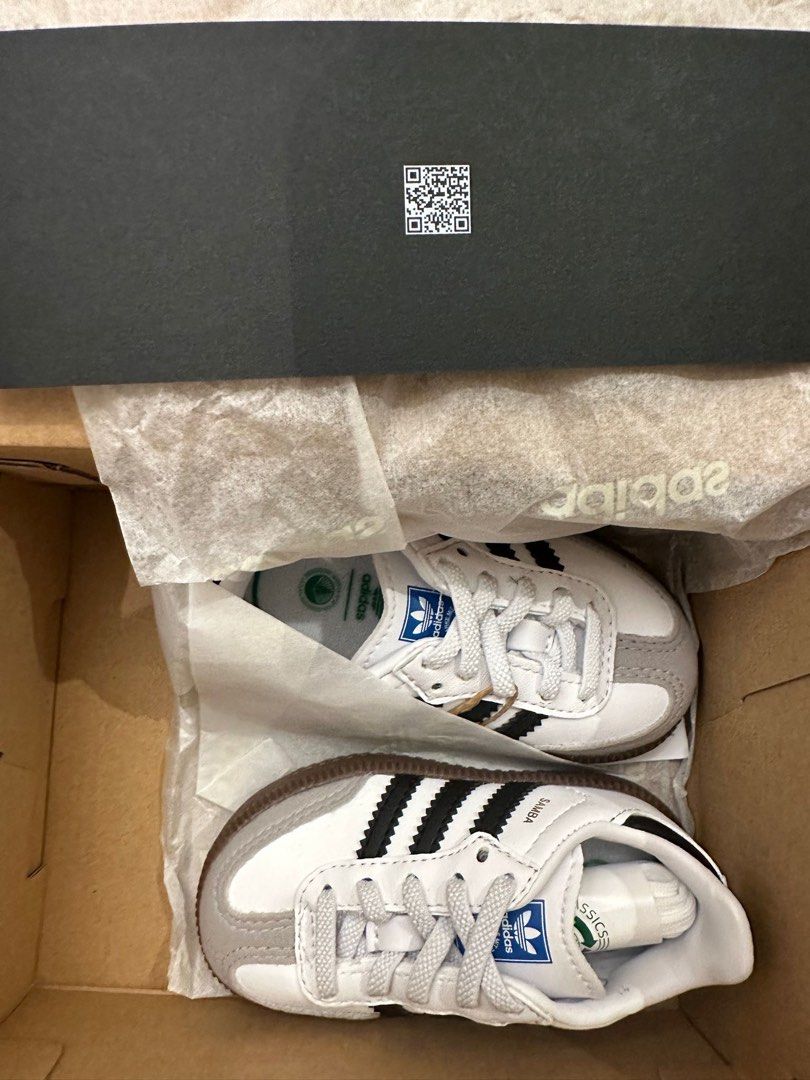 Adidas size 4 infant deals