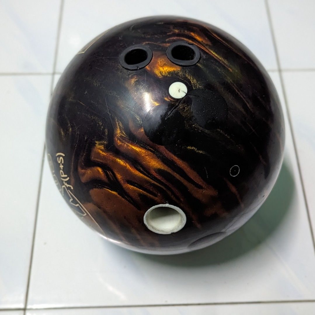 Brunswick Nexxus Bowling Ball (15lbs), Sports Equipment, Sports & Games