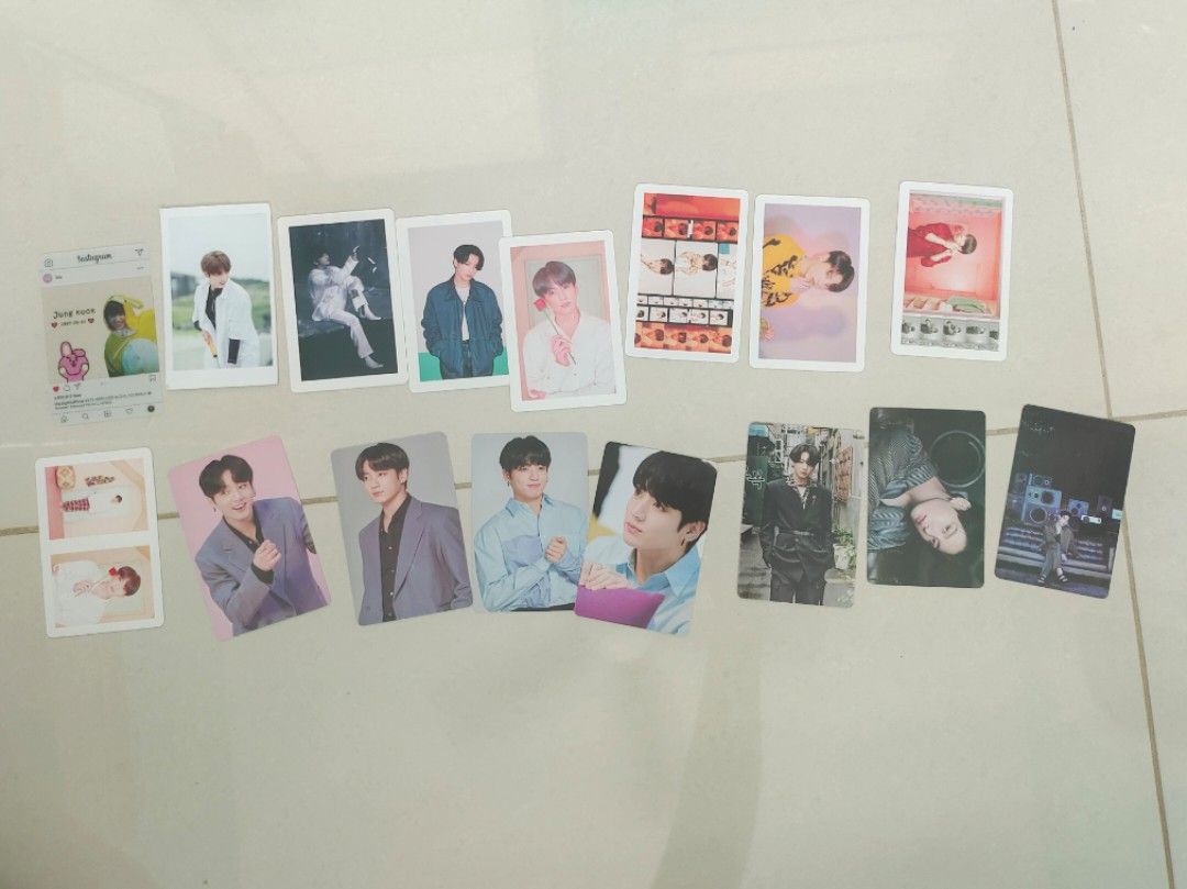 BTS photocards (Jungkook), Hobbies & Toys, Memorabilia & Collectibles