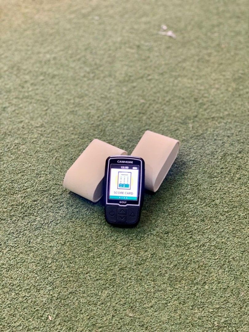 CANMORE HG200 HANDHELD GOLF GPS, Sports Equipment, Other Sports