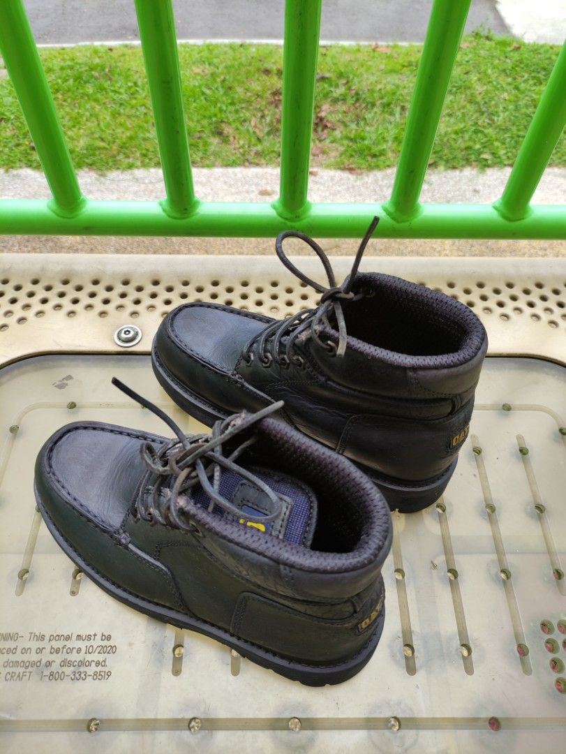 Caterpillar dress boots best sale