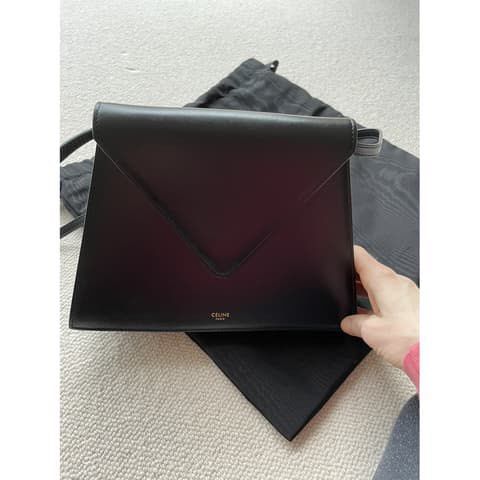 Celine shop pochette triangle
