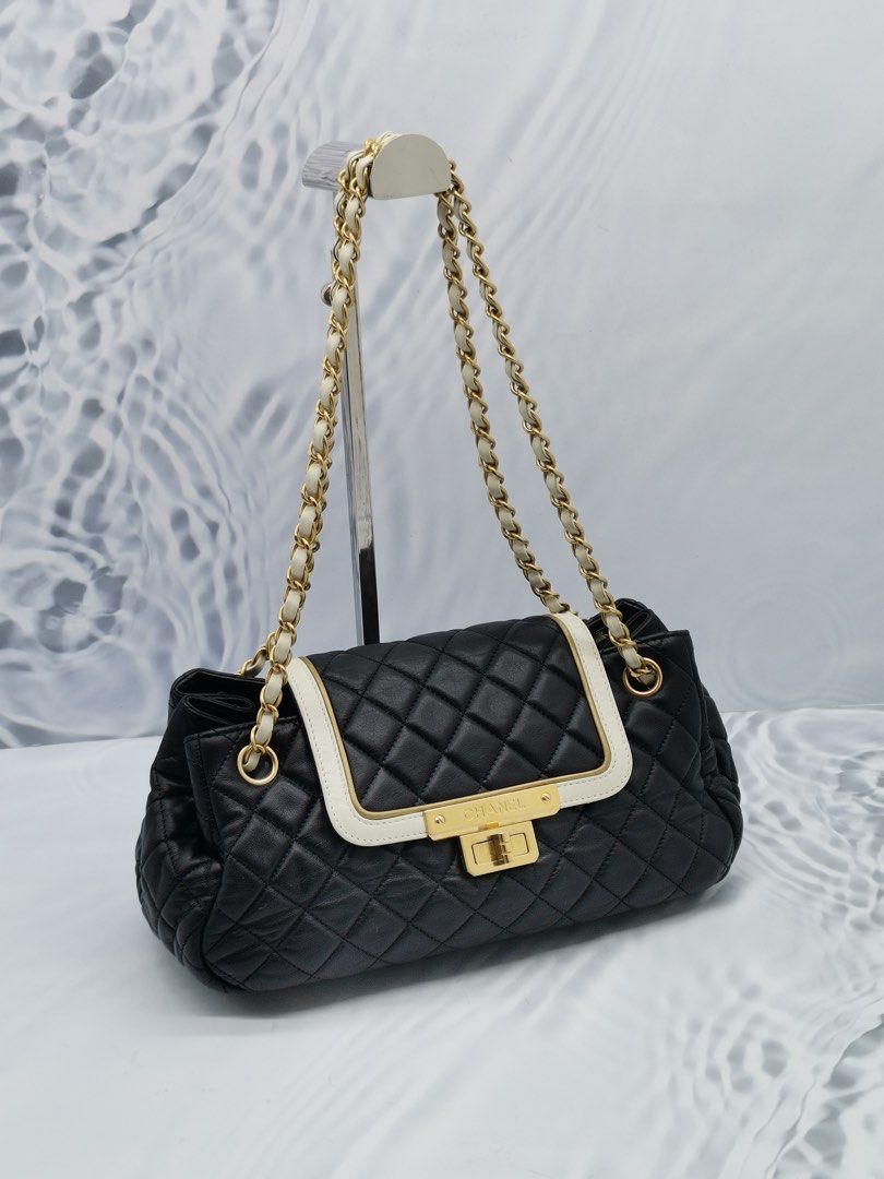 Chanel accordion bag 2020 cheap