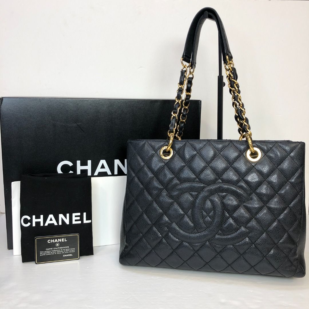 CHANEL Grand Shopping Tote GST in Black Grained Calfskin GHW