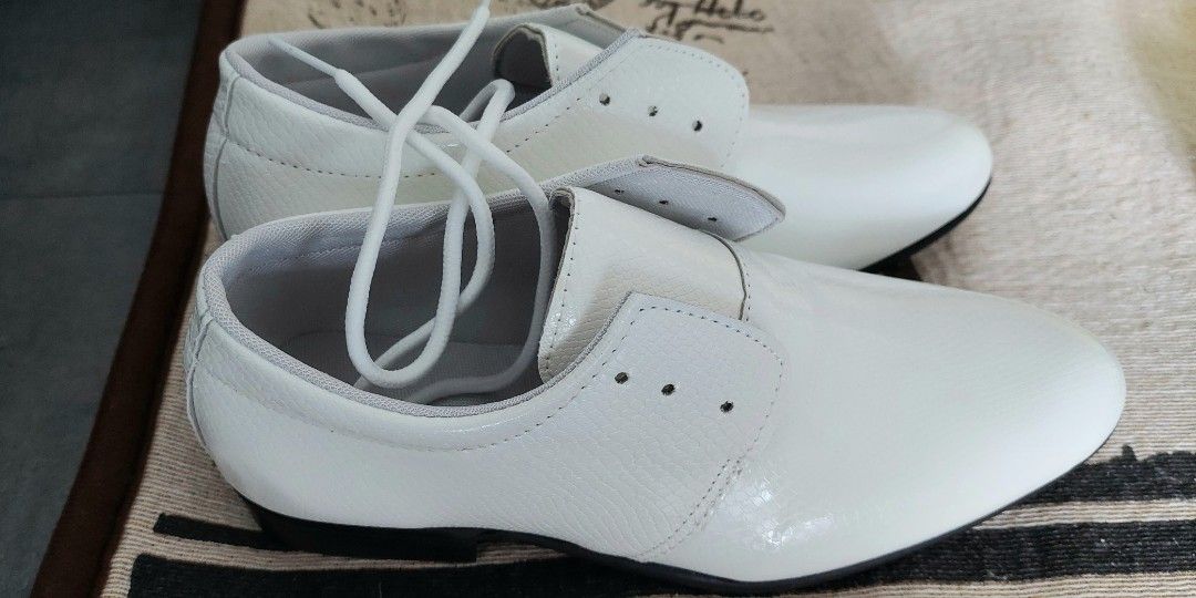 White leather hotsell shoes formal