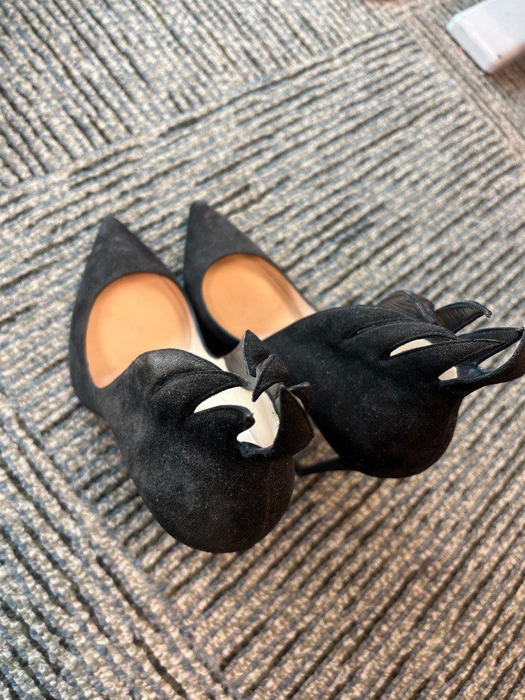 Christian louboutin dandelion hotsell flat veau velours