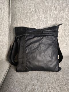 Calvin klein outlet sling bag malaysia