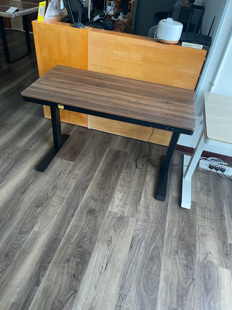 Clearance dual motor standing desk table high specification brand new ...