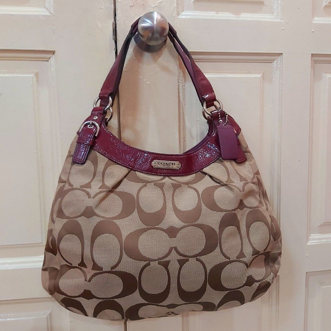 Coach hand carry luggage top