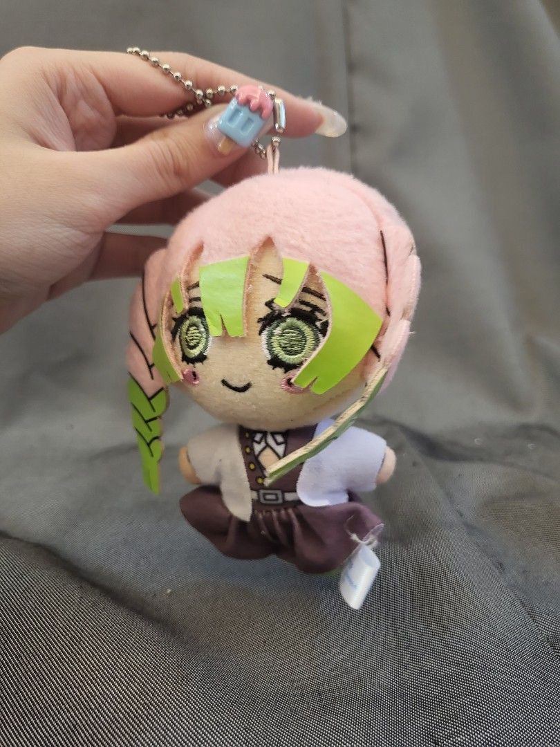 Porte-clés Caoutchouc Mitsuri Kanroji Demon Slayer - Bandai Japon, Neuf