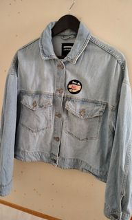 (Category: ) located in . Submitted by SundayGoods (Listing ID 1268763958, Image 1). Description: .