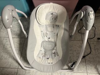 DiDi電動搖椅9.9成新