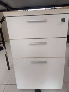 (Category: ) located in . Submitted by ayn00 (Listing ID 1268776281, Image 1). Description: .