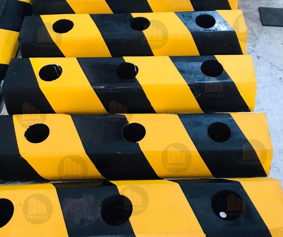 DURABLE LOADING DOCK BUMPERS, Commercial & Industrial, Construction