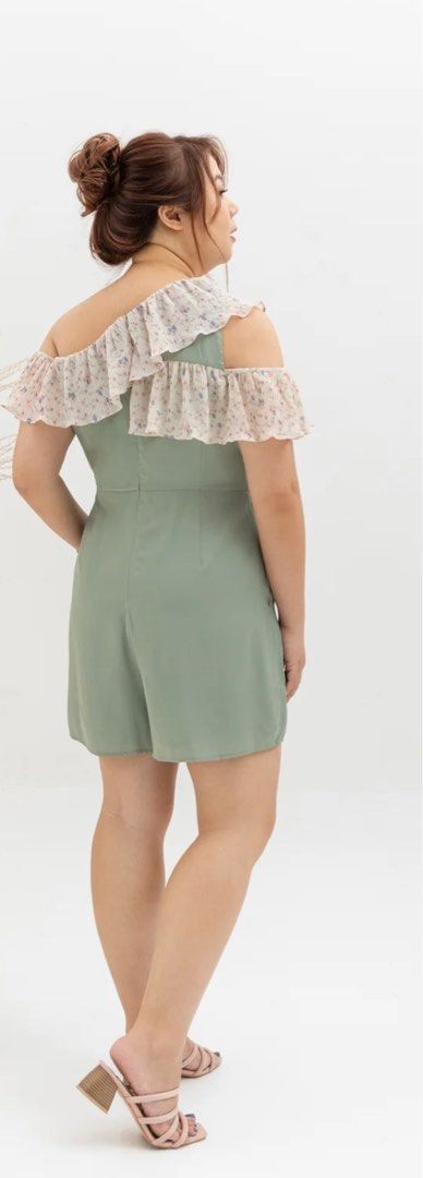 Eltwine Plus Size Floral Pleated Toga Romper (Sage) (Category: Rompers) located in Singapore. Submitted by melodiemelodie (Listing ID 1268784745, Image 3). Description: Pics credits to Eltwine. Size: UK16 https://www.eltwine.com/products/floral-pleated-toga-romper-sage?_pos=3&_sid=b6eca02fc&_ss=r.