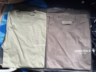 Essentials SS22 Tee