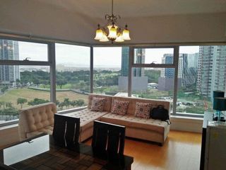 For Lease: Fully Furnished 1BR unit in East Tower, Beaufort, BGC, Taguig City