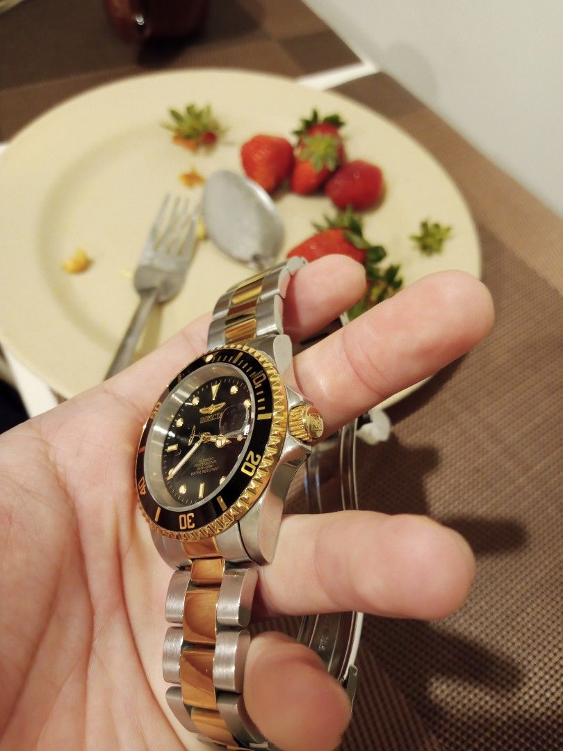 Invicta pre owned deals