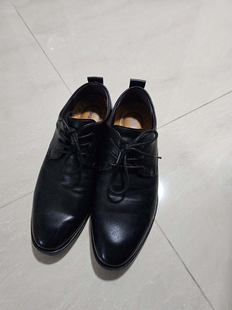 Frank outlet goodwill shoes