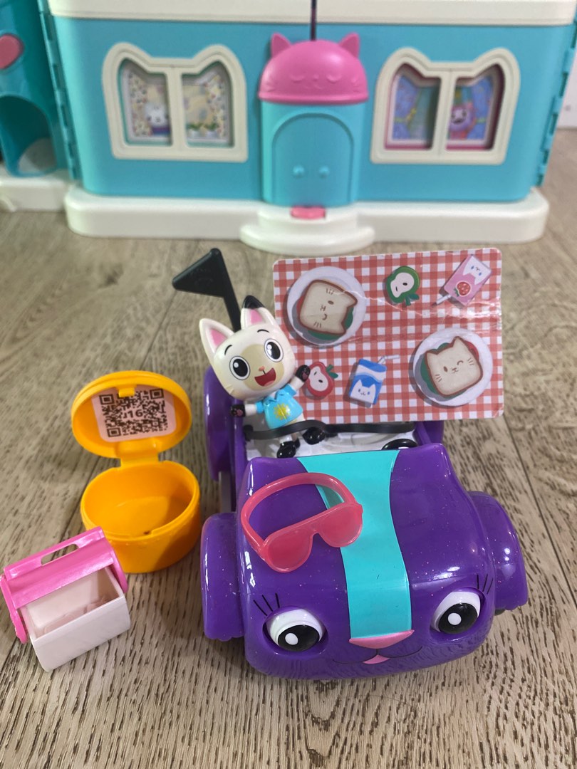  Gabby's Dollhouse, Carlita Toy Car with Pandy Paws