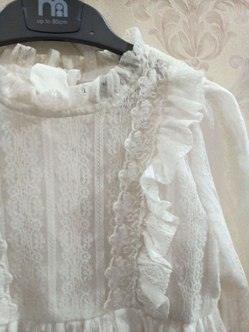 Gaun dress ruffle full brukat putih anak Petit Enfant, Bayi & Anak ...