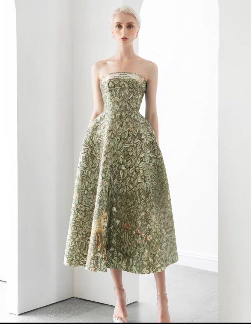 Green Floral taffeta Dress Lobbster from Vietnam 22SS, Women's Fashion