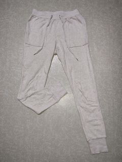 UNIQLO CARGO PANTS, Women's Fashion, Bottoms, Other Bottoms on Carousell
