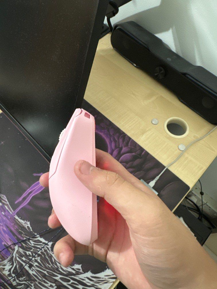 Gwolves hts + 4k Pink, Computers & Tech, Parts & Accessories, Mouse