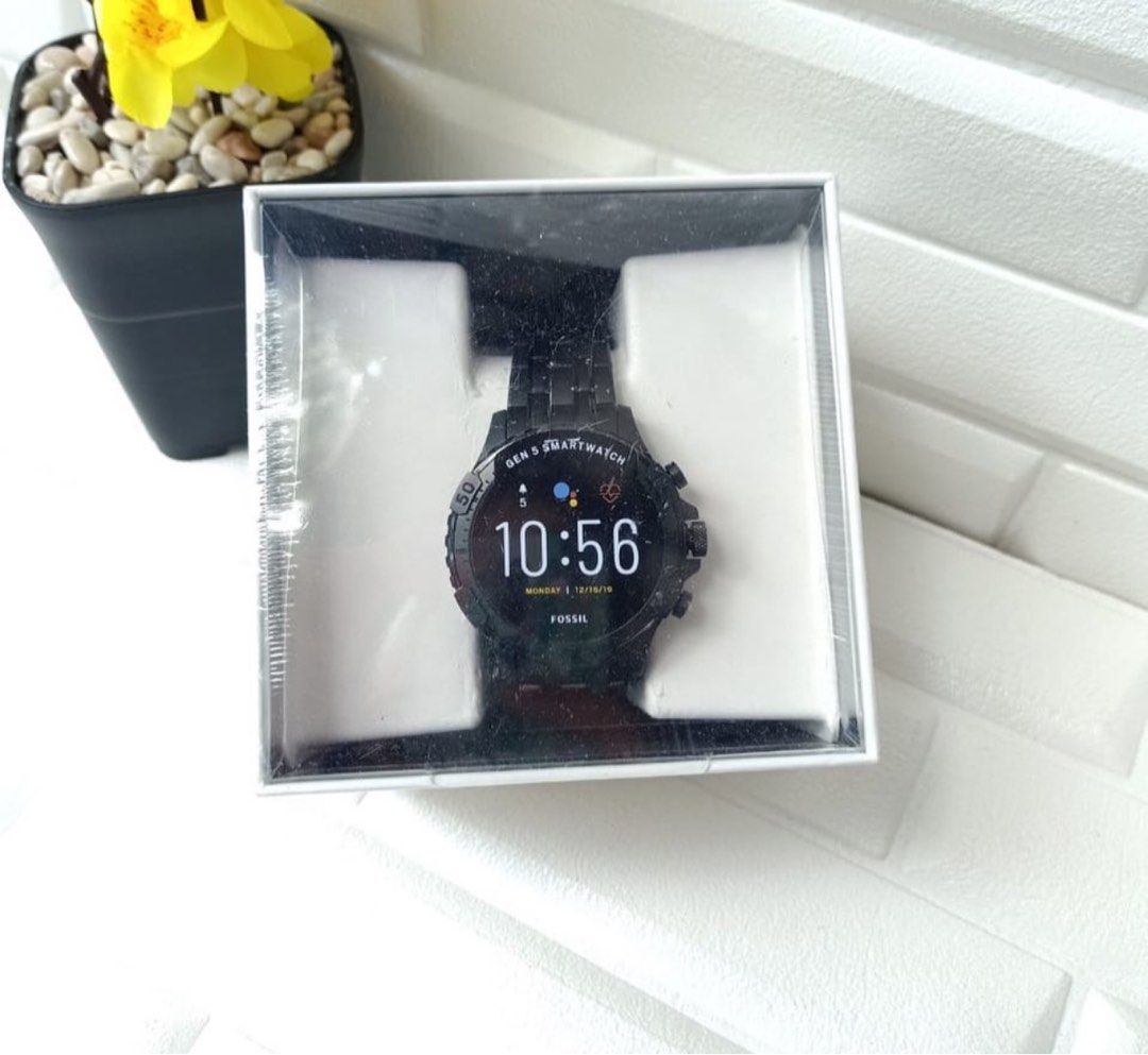 Fossil garrett hr clearance gen 5 stores