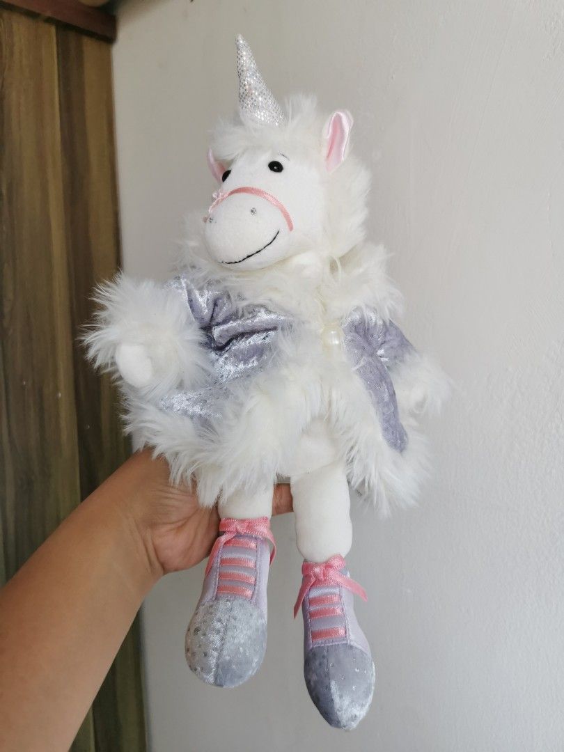 Unicorn fur coat 2025