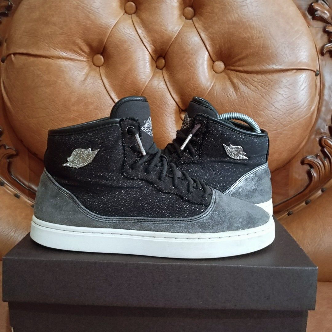 Jordan sales 1 jasmine
