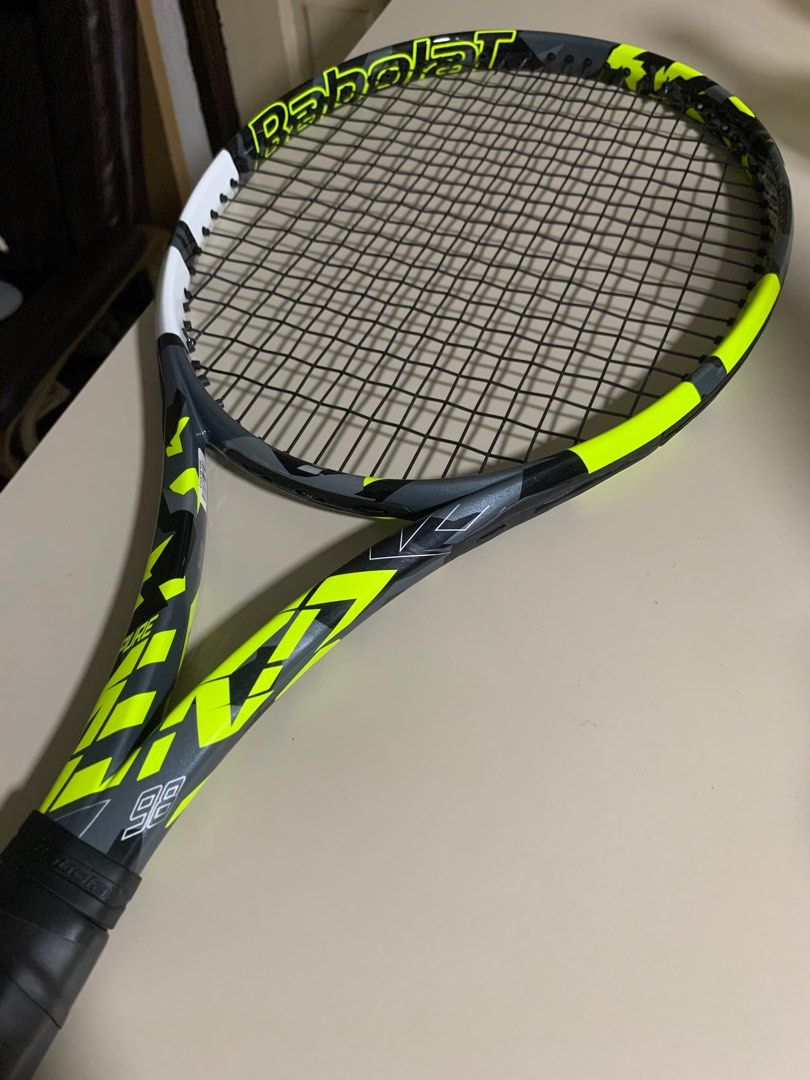 Babolat Pure Aero 98 2023 Alcaraz , Sports Equipment, Sports