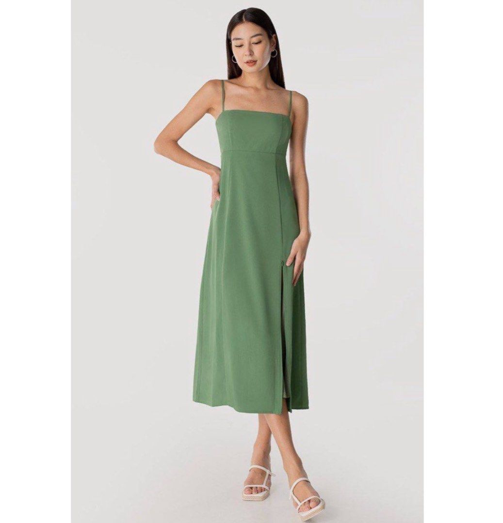 Lovet KARLEY SLIT MAXI DRESS MEADOW GREEN Women s Fashion Dresses Sets Dresses on Carousell