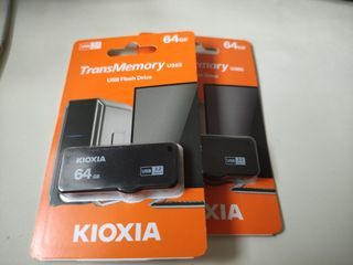 Kioxia thumbdrive 64GB