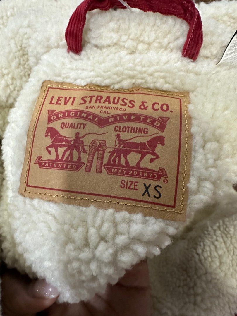 Levis brand new winter jacket from japan XS Women s Fashion