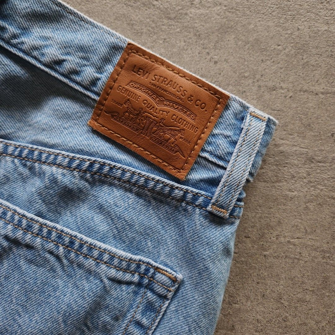 Levi's button down denim skirt store