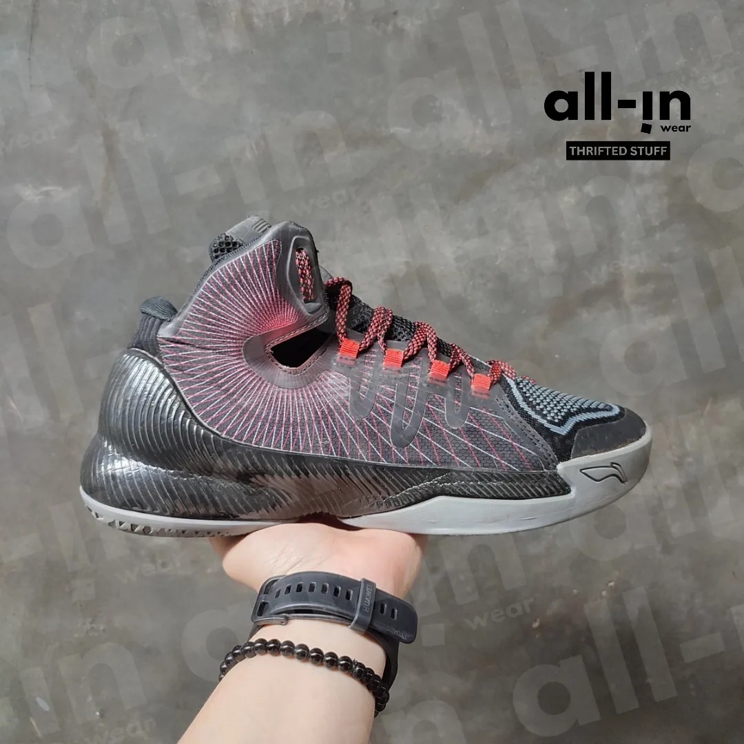 Li ning hotsell shadow walker