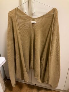 Luneta Oversized Cardigan Rajut
