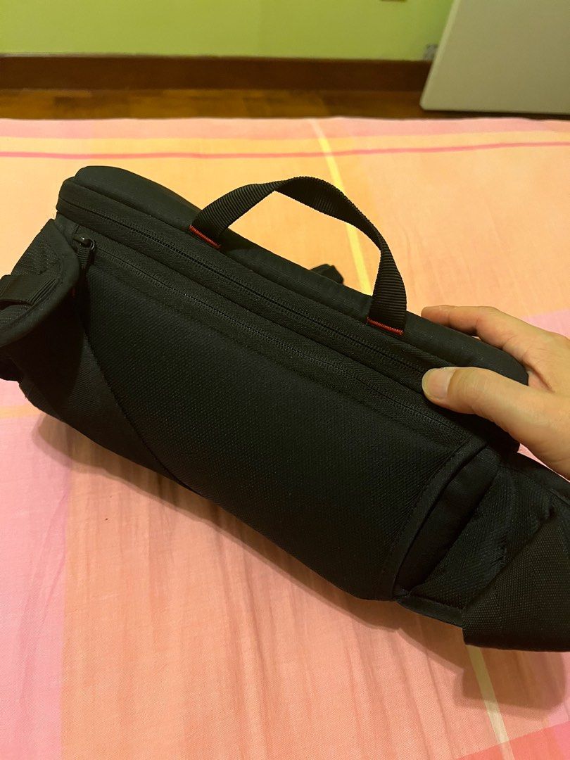 Manfrotto aviator sling bag m1 top