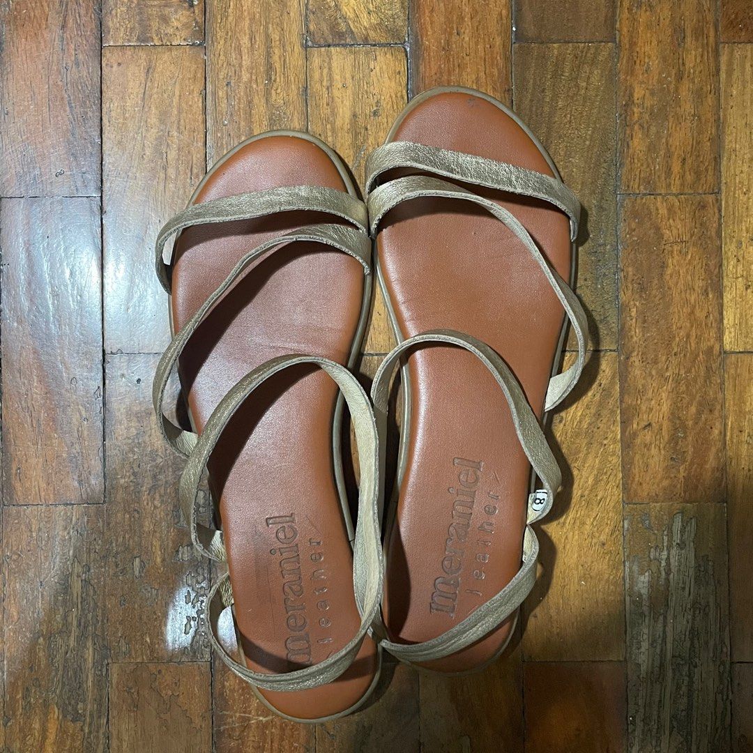 Meraniel Sandals (Category: Flats & Sandals) located in Marikina City. Submitted by lavitaebela (Listing ID 1268826372, Image 3). Description: Meraniel Rue Sandals in Gold - Love these sandals so much cos they’re so pretty and comfy, but they’re a bit big on me :( - Price is negotiable for sure buyers 🤗 - Size: 8 - Color: Gold.