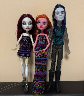 PRÉ-VENDA Boneca Ever After High Raven Queen SDCC 2015 - Mattel