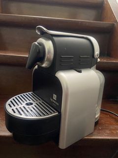 Nespresso Machine Essenza