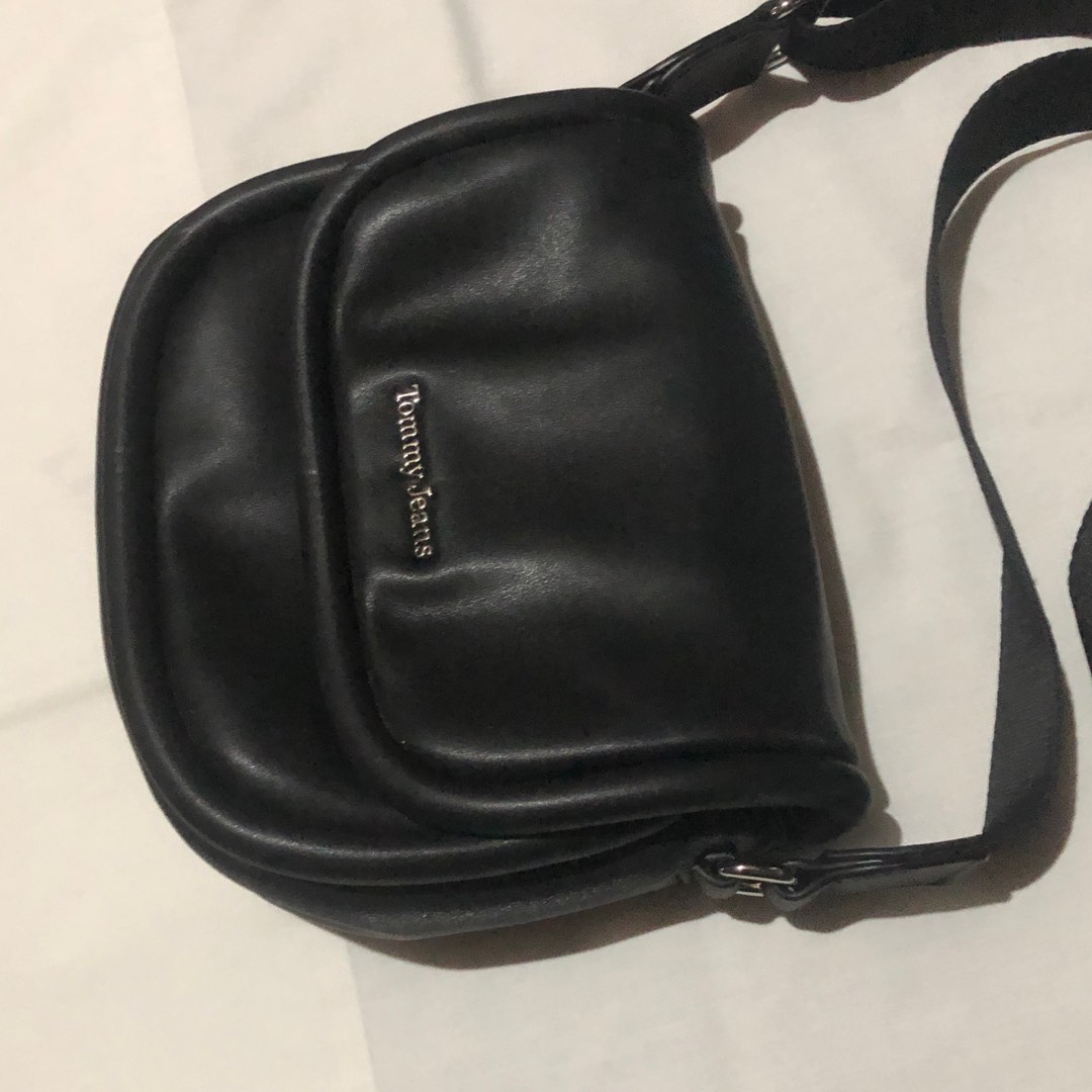 New Tommy Jeans from Australia Black crossbody bag Women s