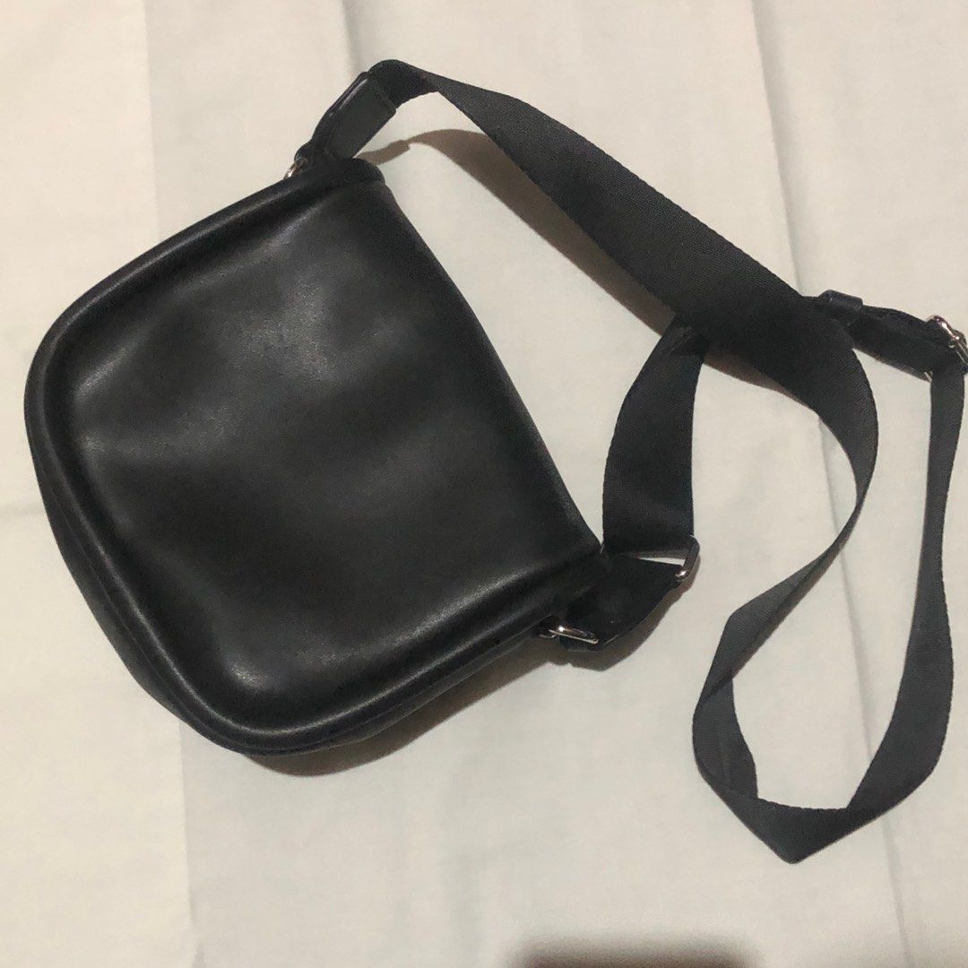 New Tommy Jeans from Australia Black crossbody bag Women s