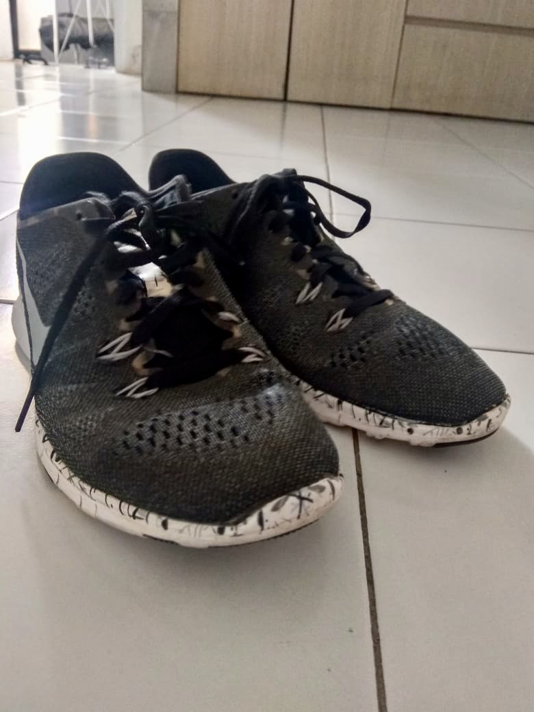 NIKE TR FIT Free Run Black Marble Pattern Fesyen Pria Sepatu