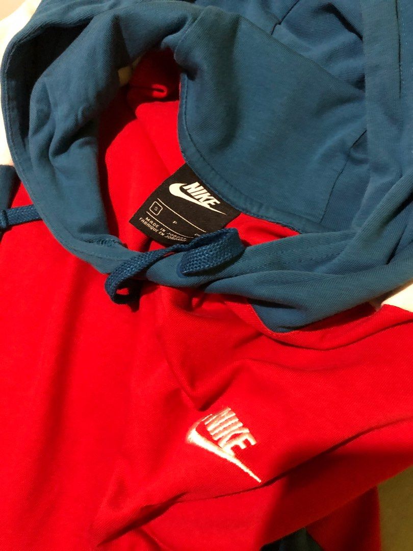 nike tri color sweatshirt
